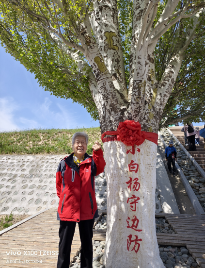 【柳岸·月】多些陪伴，少些遺憾（散文）