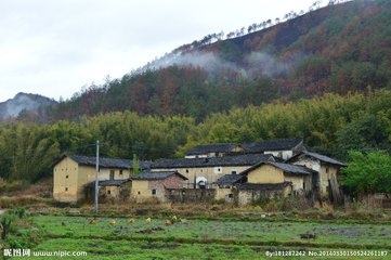 【西風(fēng)】致故鄉(xiāng)（散文）